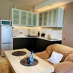 Family Like Apartman *